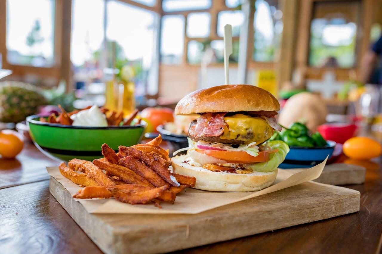 burger, fries, sweet, restaurant, hamburger, food, fat, lunch, menu, eat, cheeseburger, meal, cheese, salad, tomato, snack, brown restaurant, brown burger, hamburger, hamburger, hamburger, hamburger, hamburger, cheeseburger